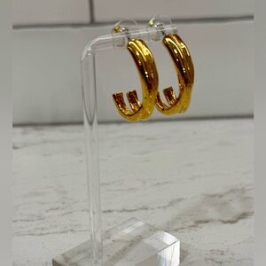 ✨ NAPIER Gold-Tone Hoop Earrings ✨